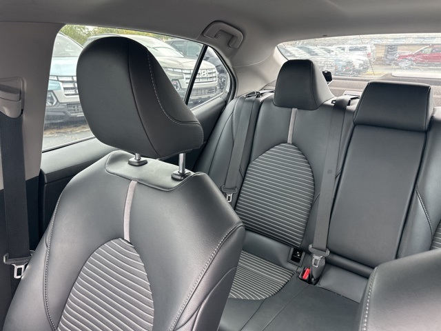 2019 Toyota Camry L photo 11