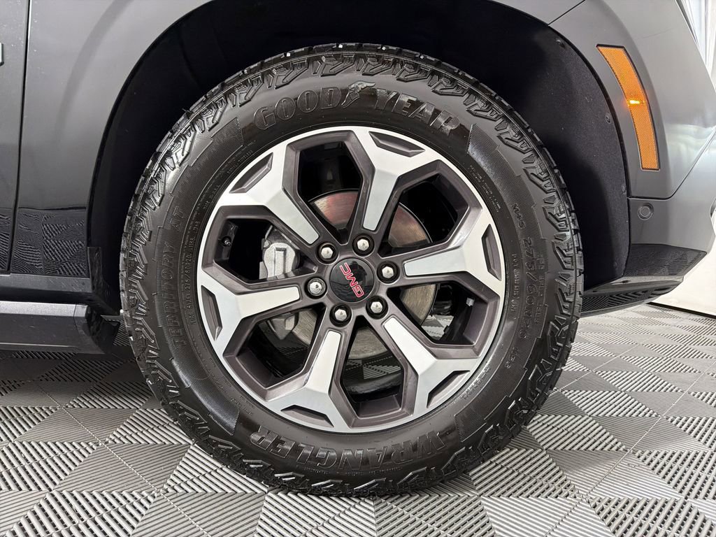 2025 Gmc Yukon AT4 Ultimate photo 11