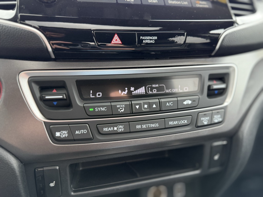 2020 Honda Pilot EX-L photo 36
