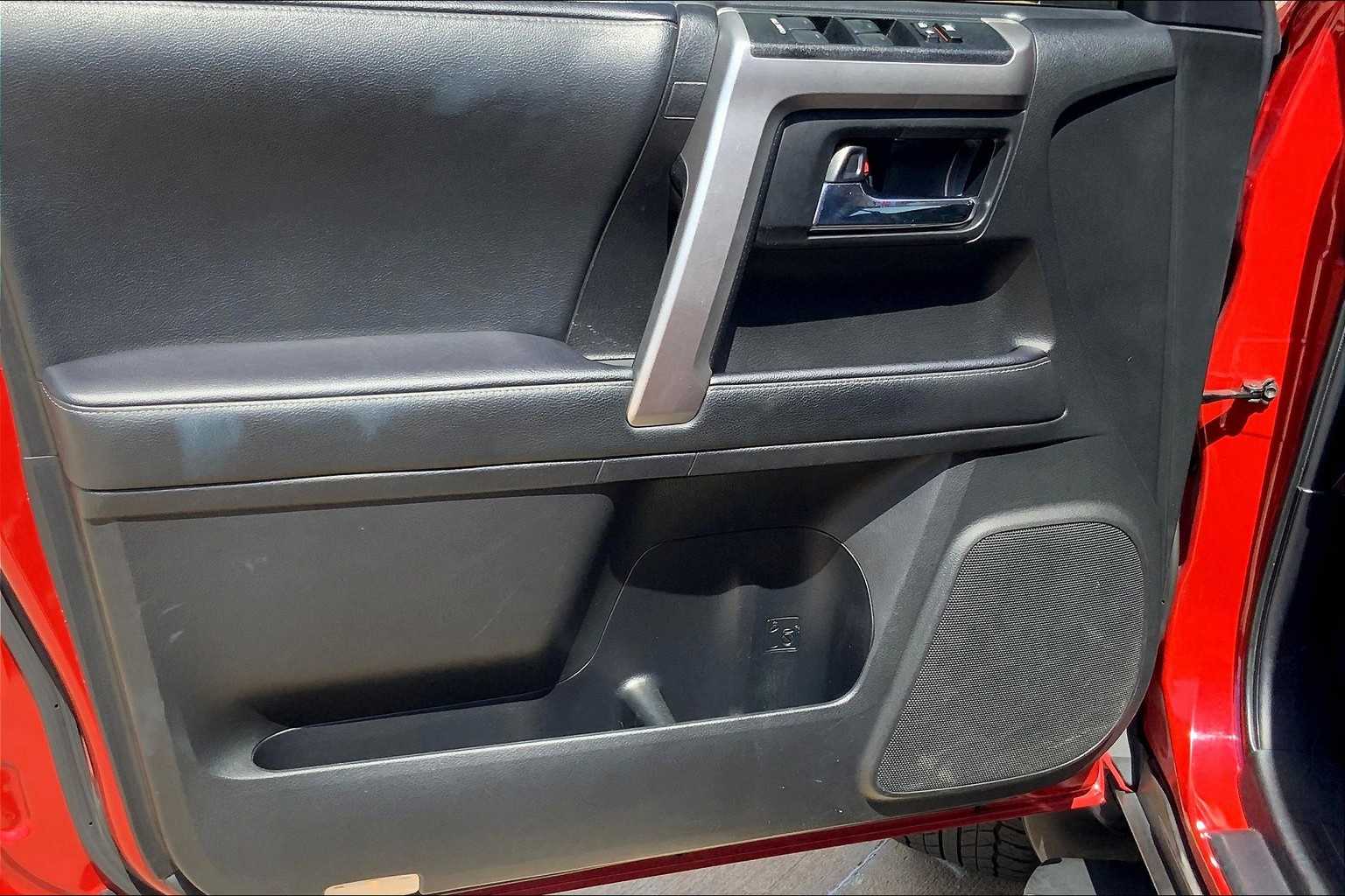 2021 Toyota 4Runner SR5 photo 20