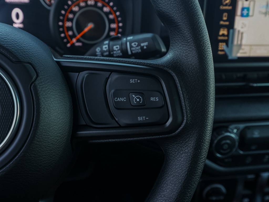 New 2026 Bright White Clear-Coat Exterior Paint Jeep Sport image 23