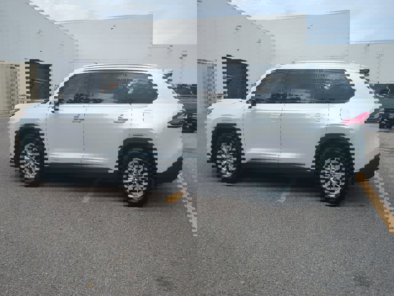 2024 Toyota Grand Highlander XLE photo 4