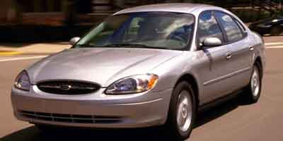 2001 Ford Taurus LX's photo