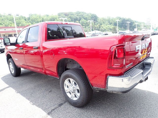 2025 Ram 2500 Big Horn photo 3
