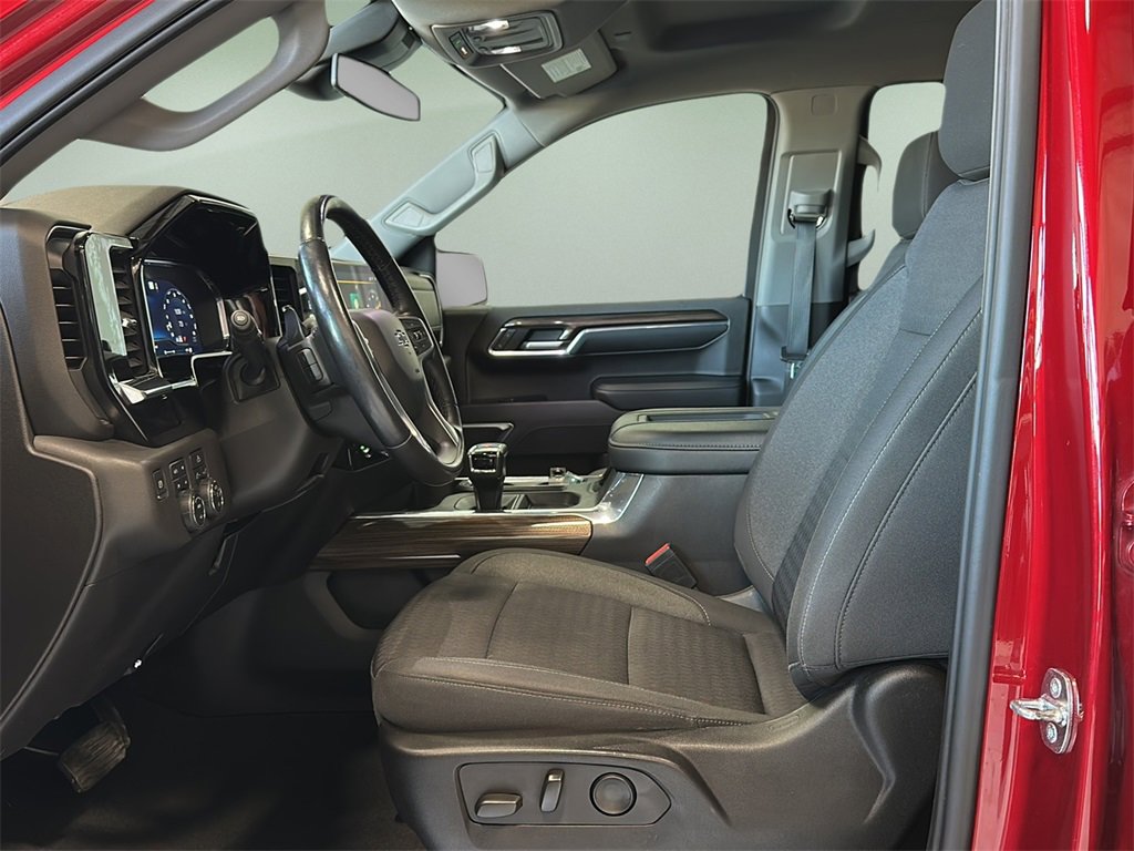 2022 Chevrolet Silverado 1500 LT Trail Boss photo 3