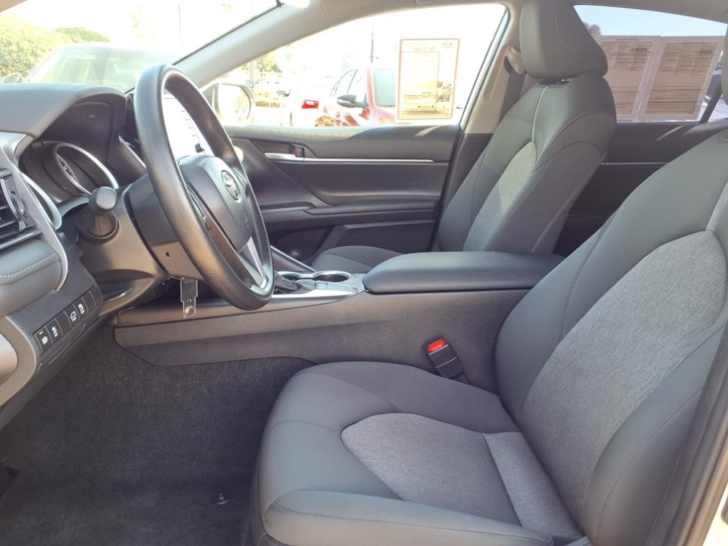2024 Toyota Camry LE photo 9