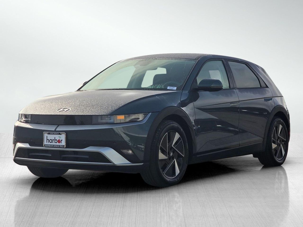 2025 Hyundai Ioniq 5 SE photo 3
