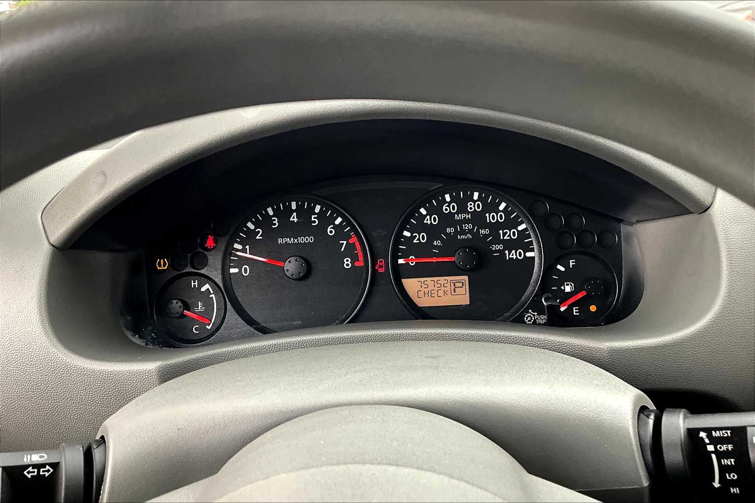 2020 Nissan Frontier SV Crew Cab photo 22