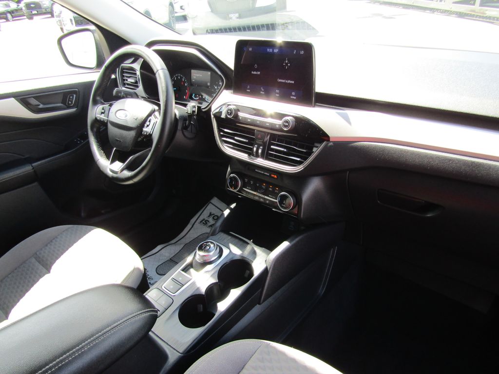 2022 Ford Escape SE photo 12