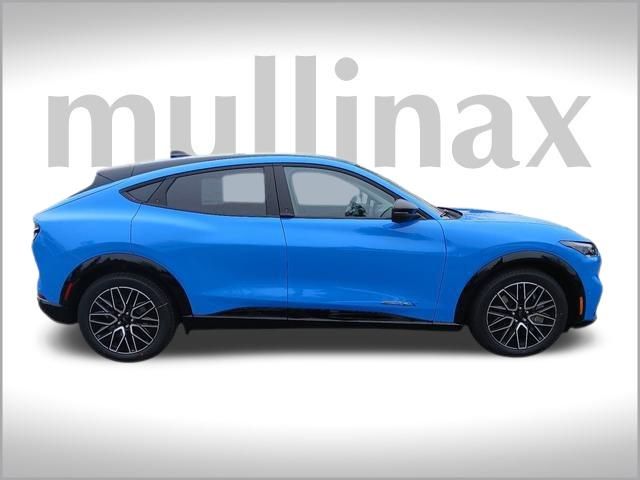 2024 Ford Mustang Mach-E Premium photo 2