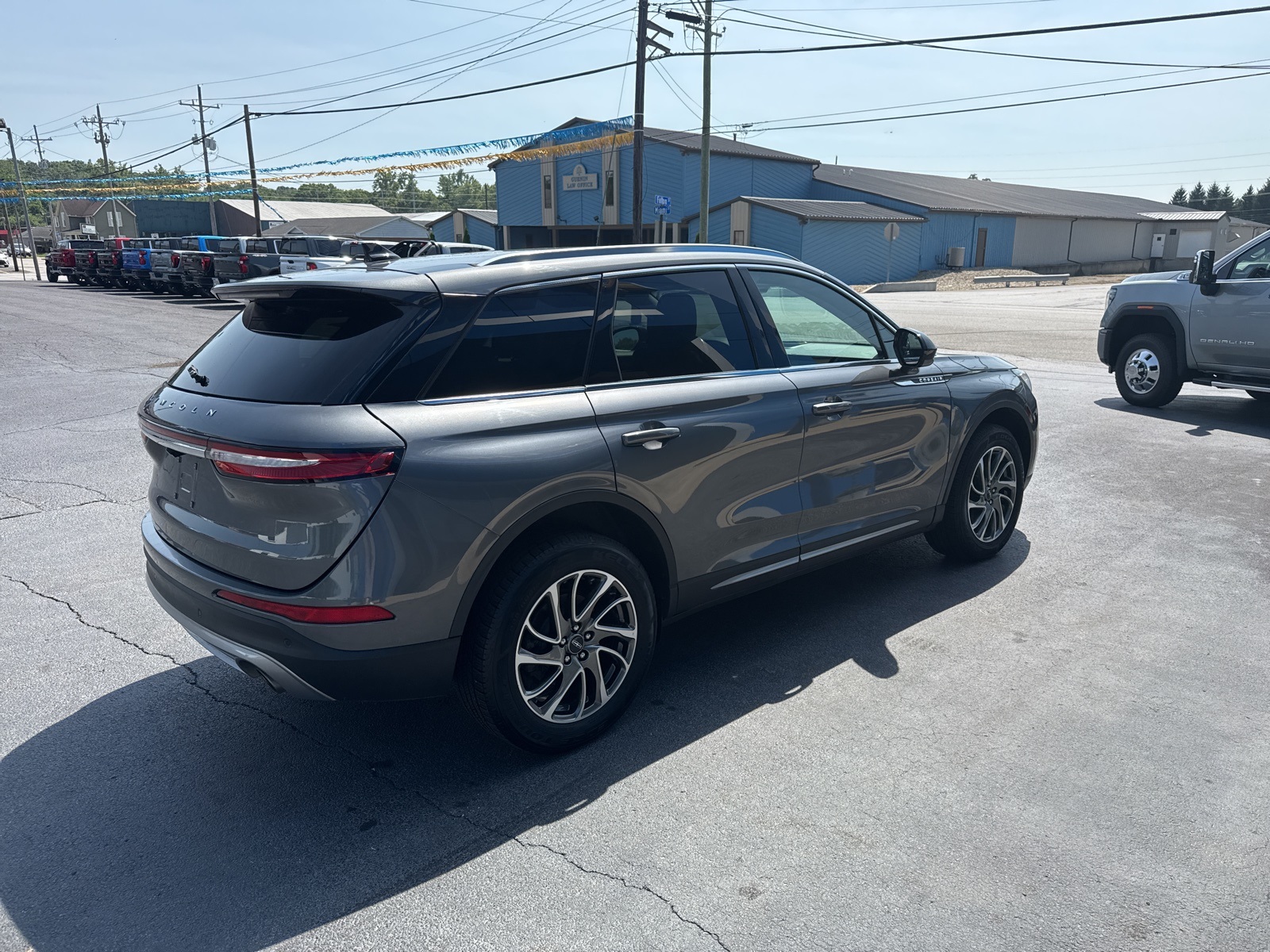2021 Lincoln Corsair Standard photo 11