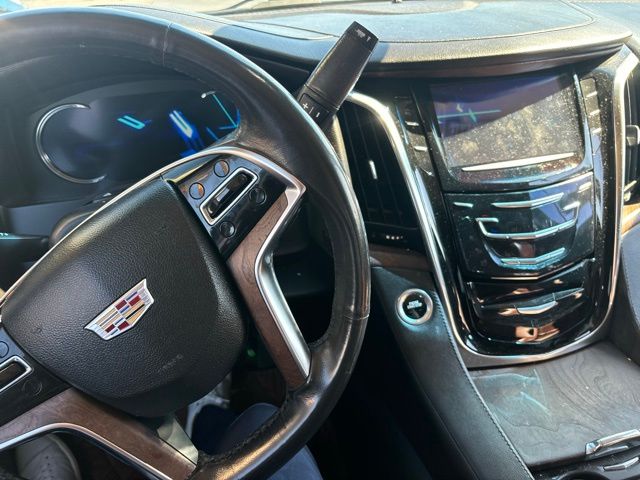 2016 Cadillac Escalade Premium photo 7