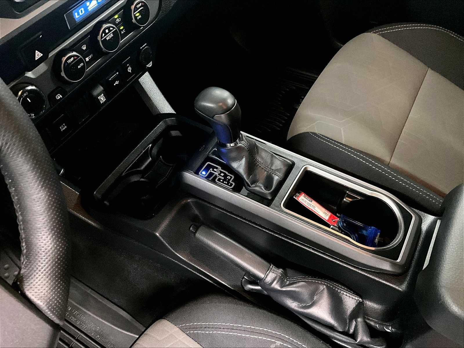 2022 Toyota Tacoma TRD Sport photo 19
