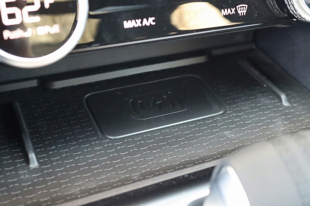 2026 JAGUAR PACE P250 - Image 31