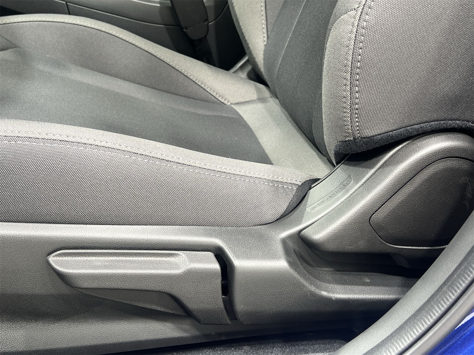 2025 Subaru Impreza Base photo 11