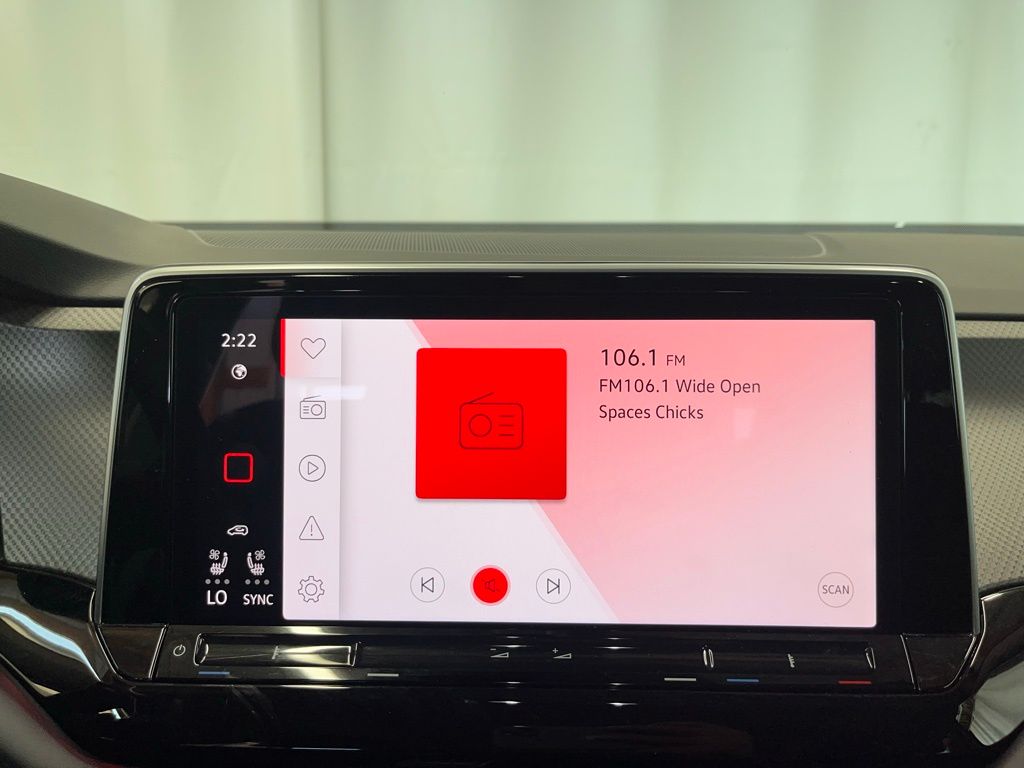 2025 Volkswagen Atlas Peak Edition SE photo 15