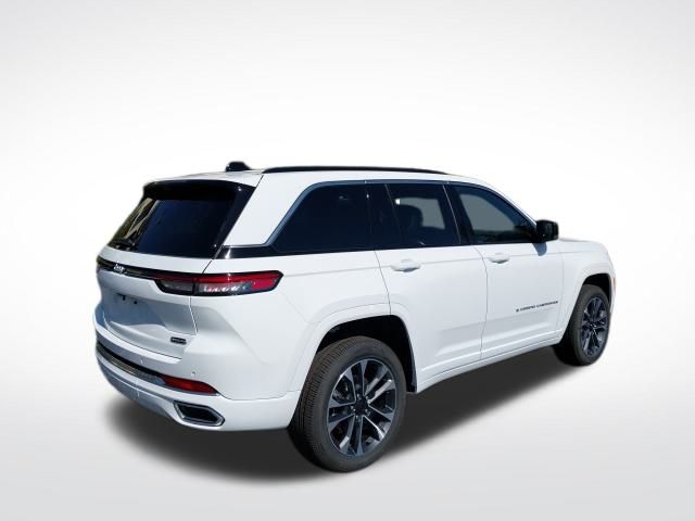2025 Jeep Grand Cherokee Overland photo 20