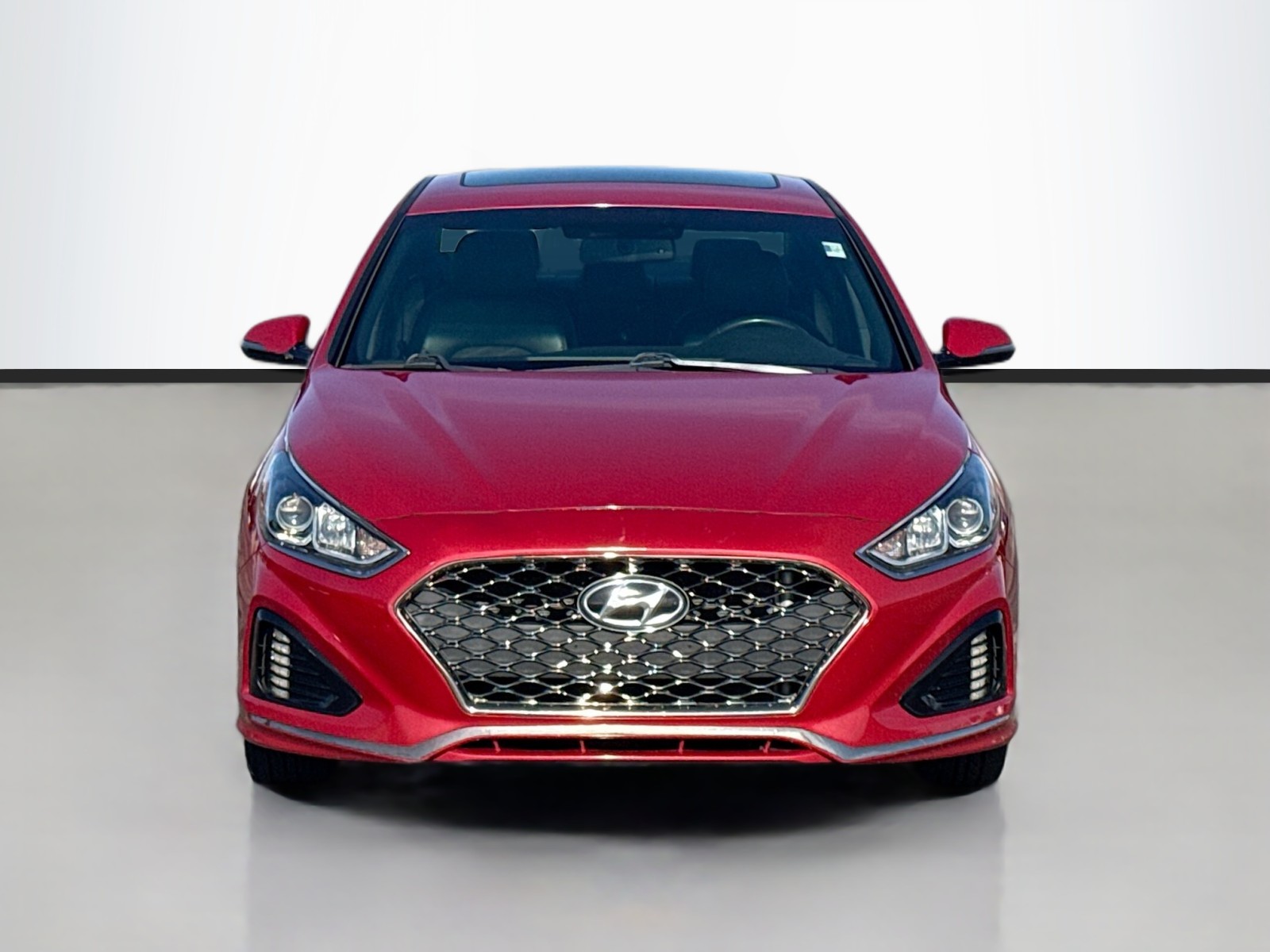 Used 2018 Hyundai Sonata Sport with VIN 5NPE34AF6JH671586 for sale in Madison, IN