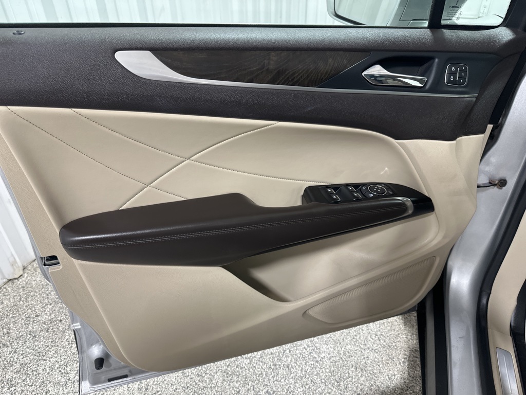 2019 Lincoln MKC Reserve photo 12