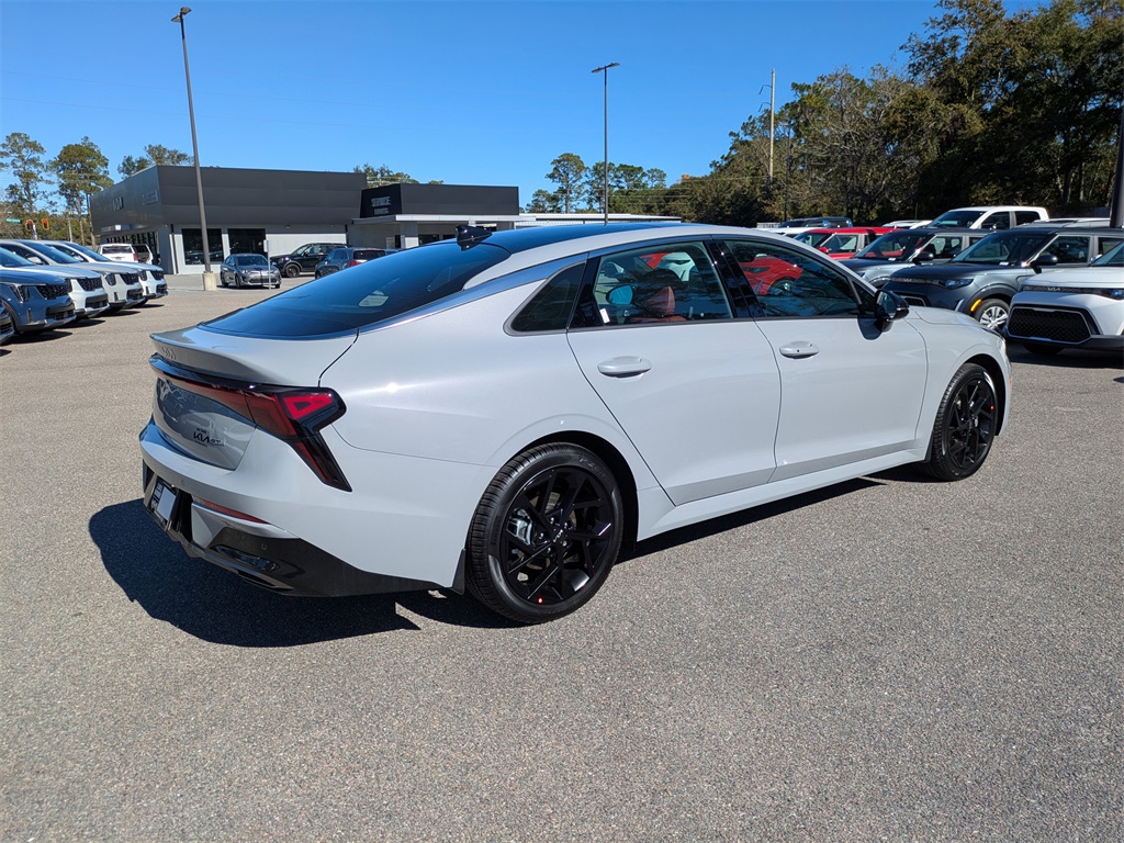 2026 Kia K5 GT-Line photo 3