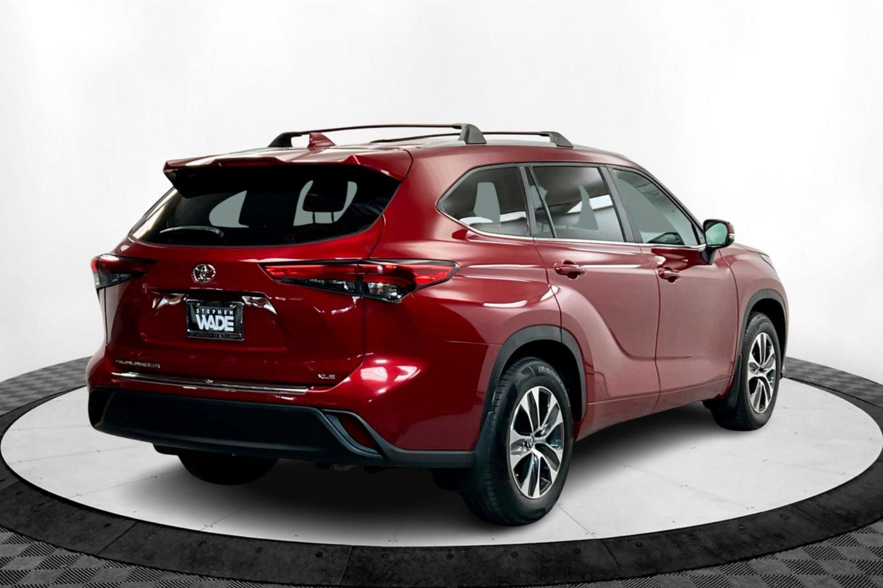 2023 Toyota Highlander XLE photo 5