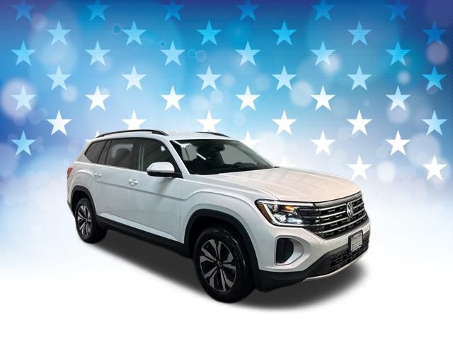 2026 Volkswagen Atlas SE photo 2