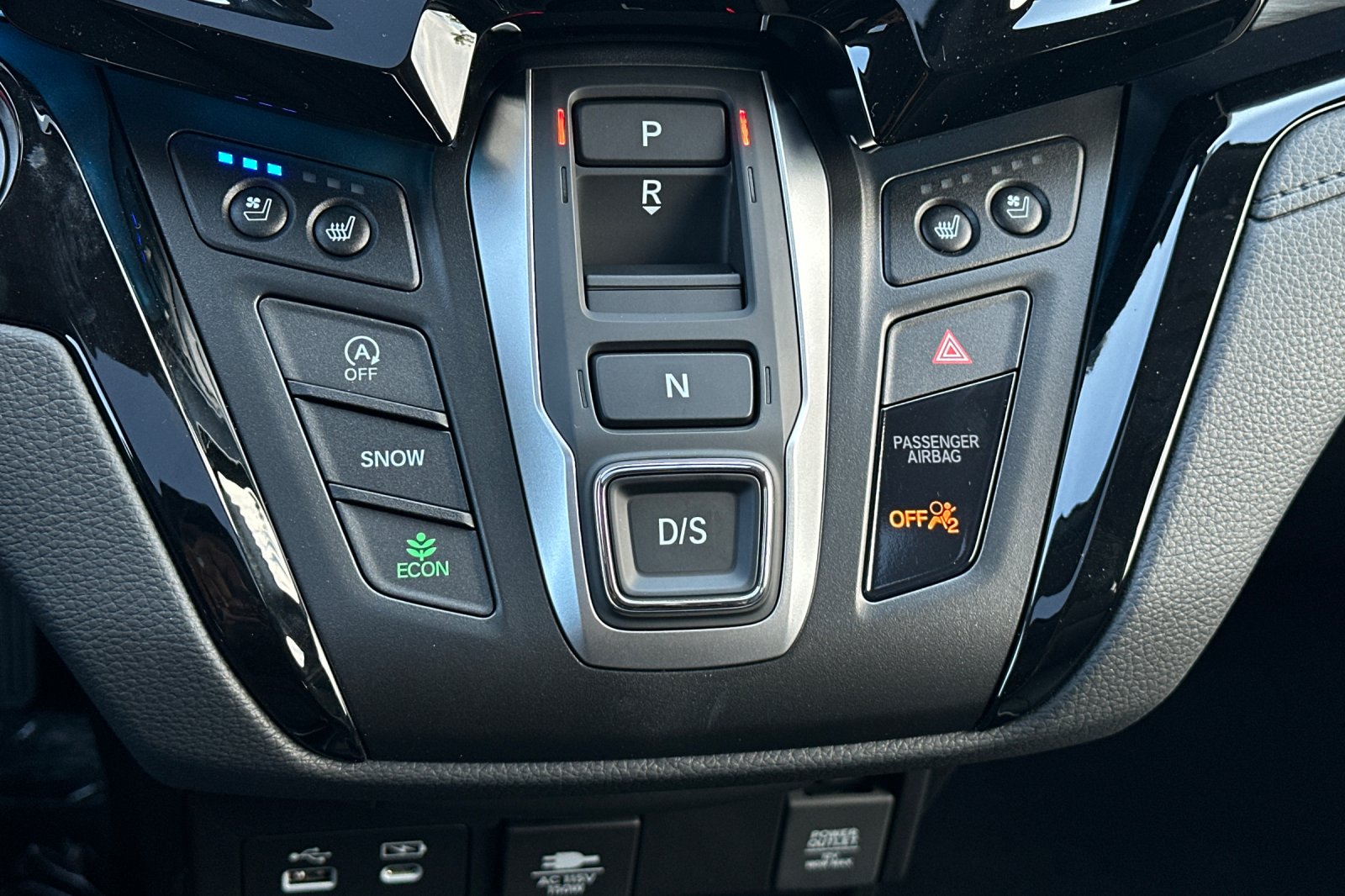 2026 Honda Odyssey Elite photo 24