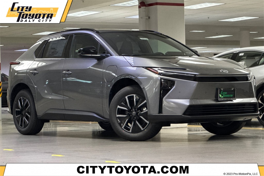 2026 Toyota bZ XLE's photo