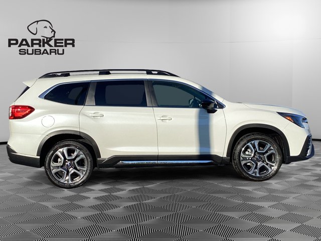 2025 Subaru Ascent Limited photo 5