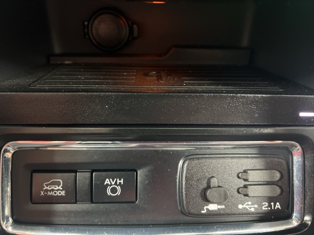 2022 Subaru Ascent Limited photo 28