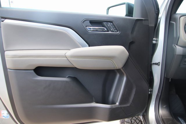 2025 Chevrolet Colorado ZR2 photo 12