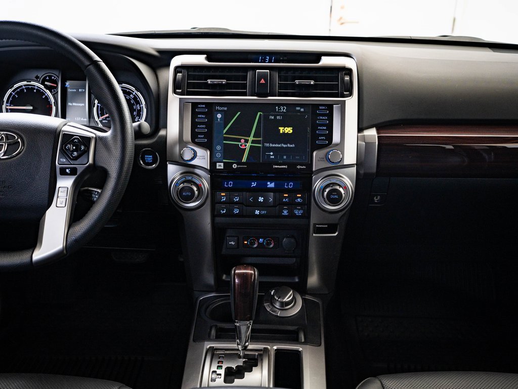 2022 Toyota 4Runner Limited photo 27