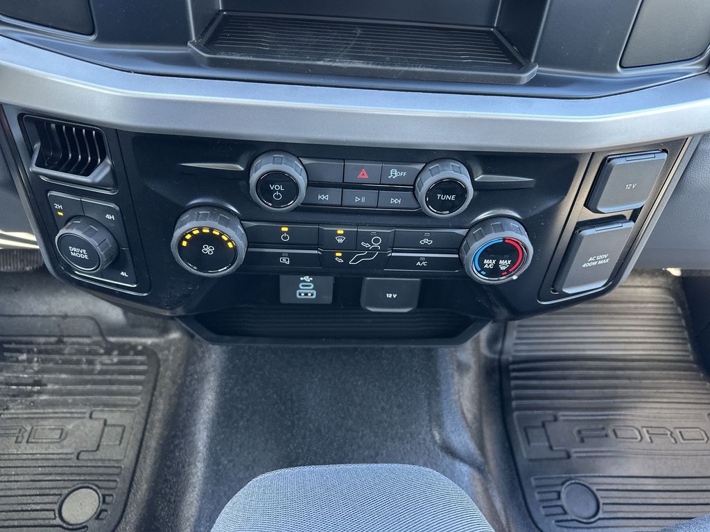 2025 Ford F-250 XLT photo 21