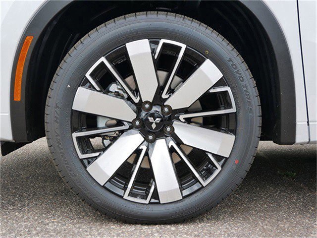 2025 Mitsubishi Outlander SEL Premium photo 3