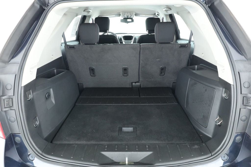 2017 Chevrolet Equinox LT photo 19