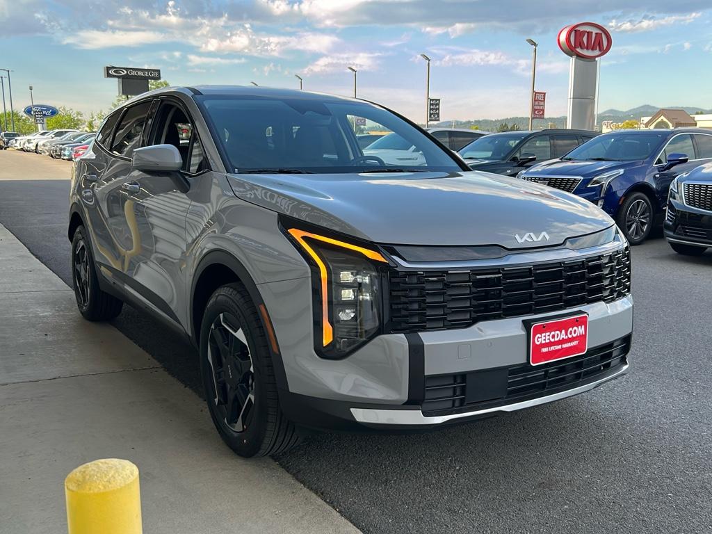 2026 Kia Sportage Hybrid S photo 3