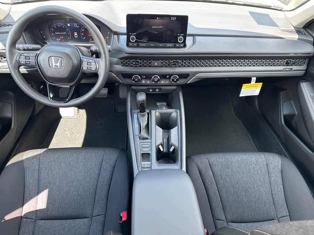 2025 Honda Accord LX photo 15