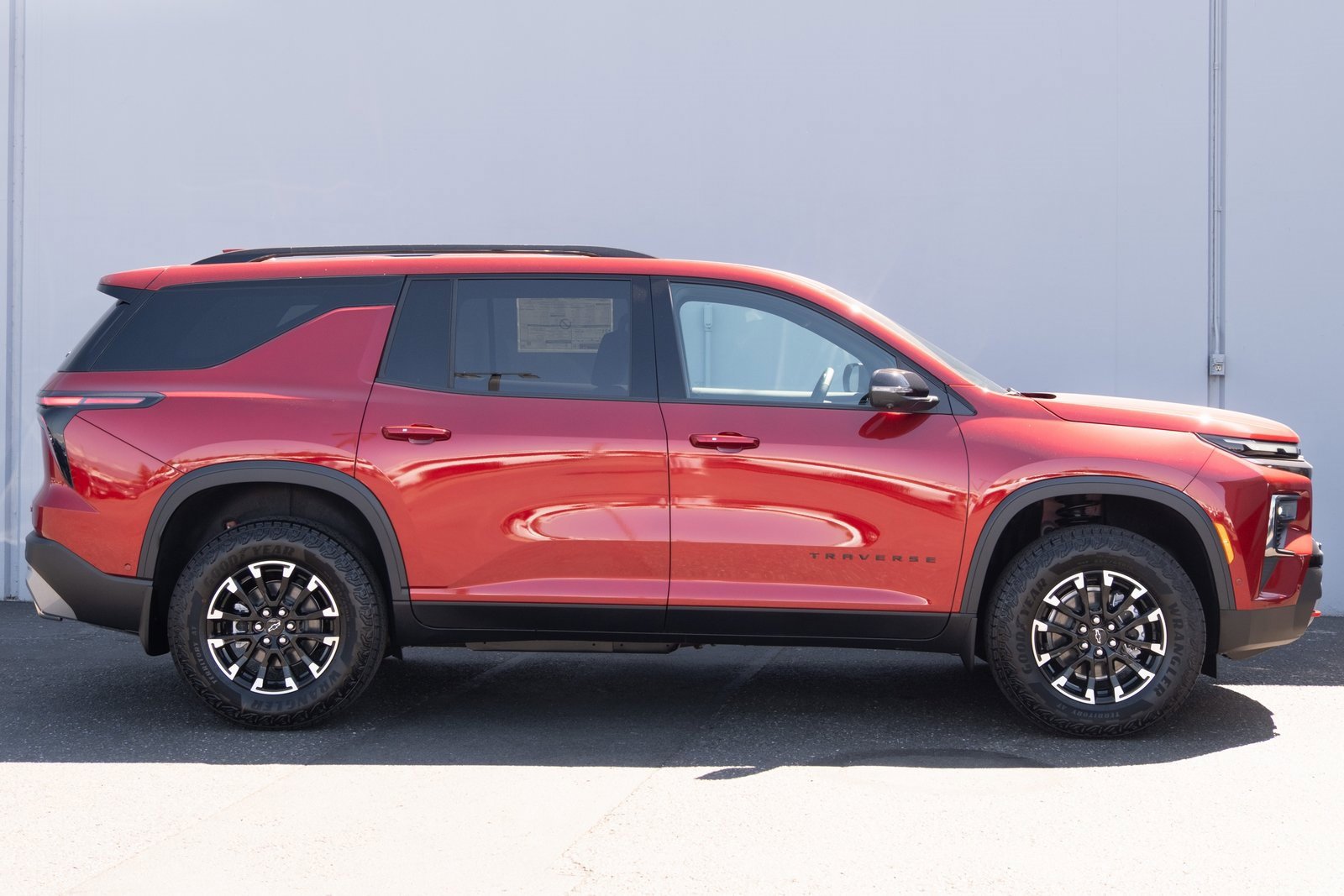 2025 Chevrolet Traverse Z71 photo 25