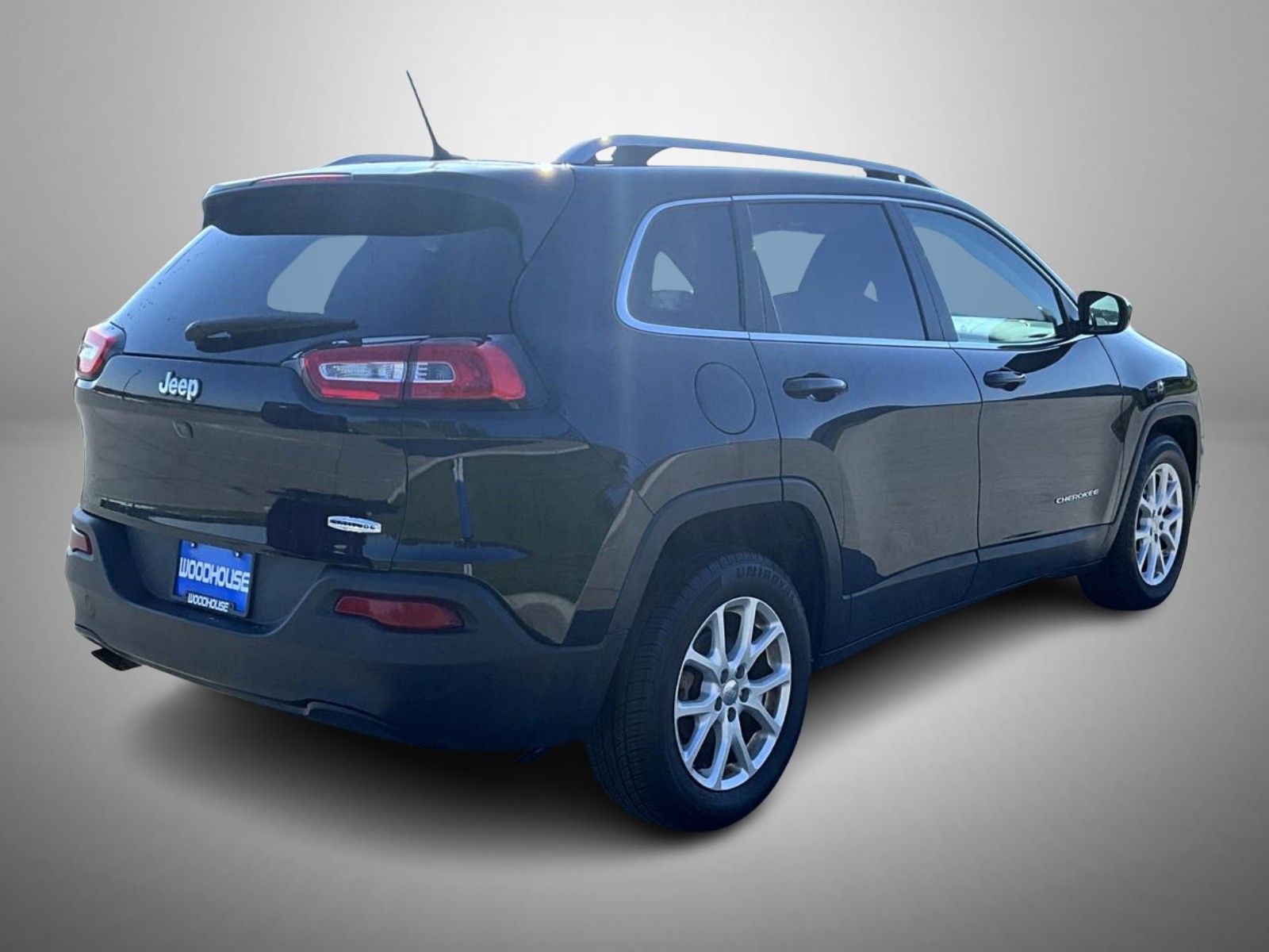 2017 Jeep Cherokee Latitude photo 2