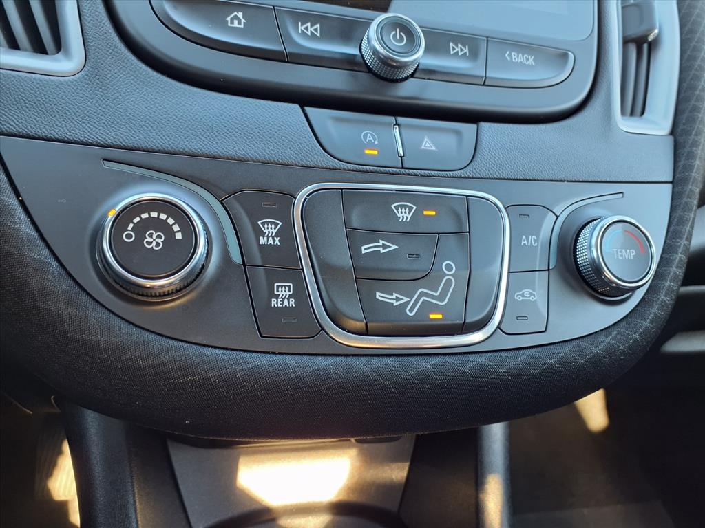 2024 Chevrolet Malibu LS photo 4