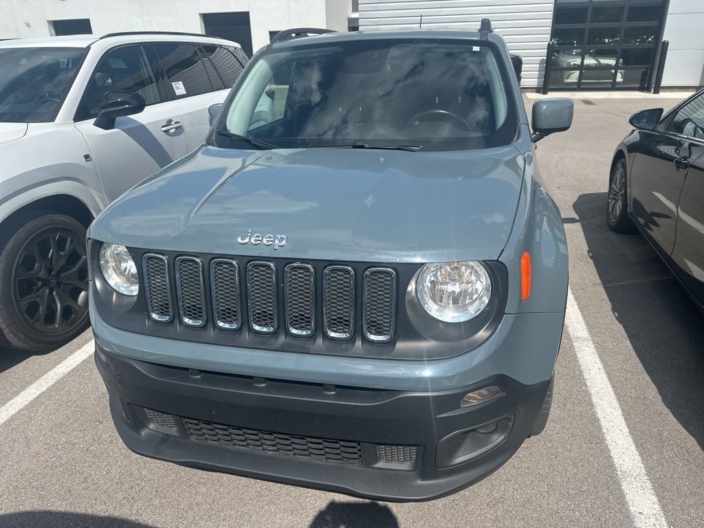 2017 Jeep Renegade Latitude North Edition photo 2