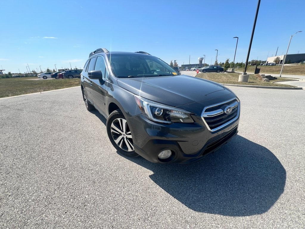 2019 Subaru Outback 3.6R Limited photo 3