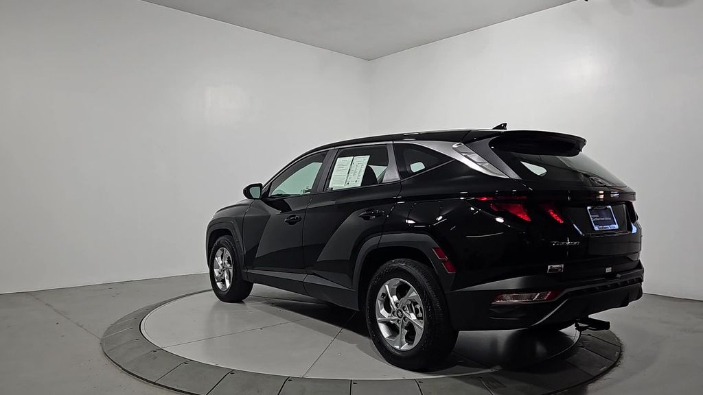2024 Hyundai Tucson SE photo 3