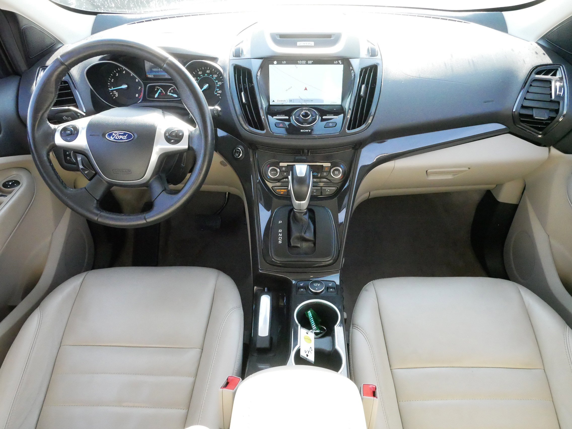2016 Ford Escape Titanium photo 9