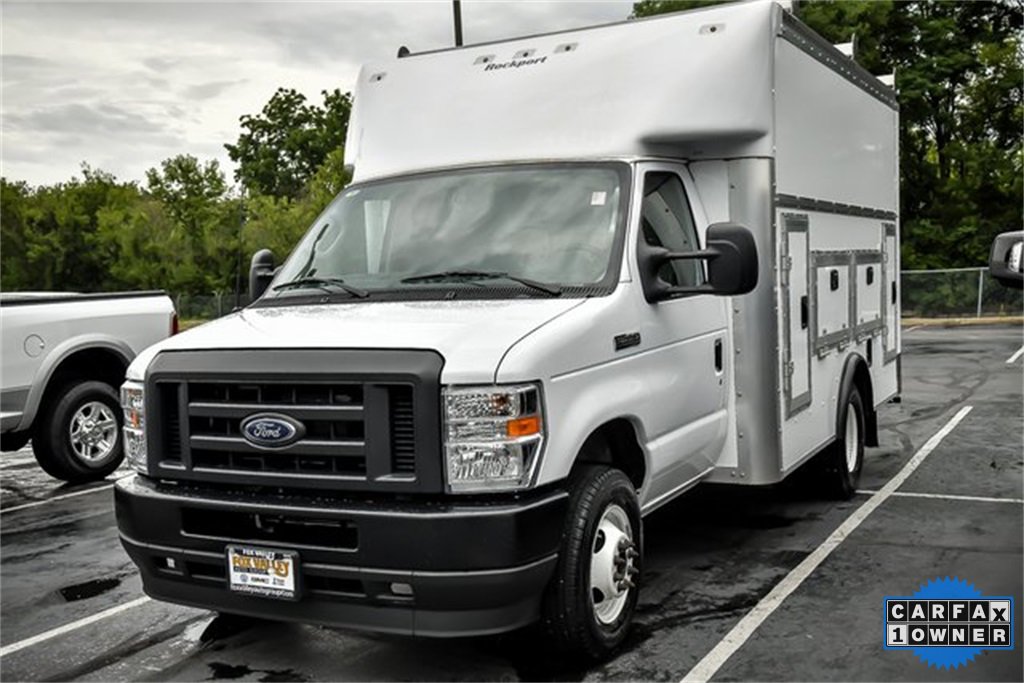 2024 Ford E-350 Base photo 5