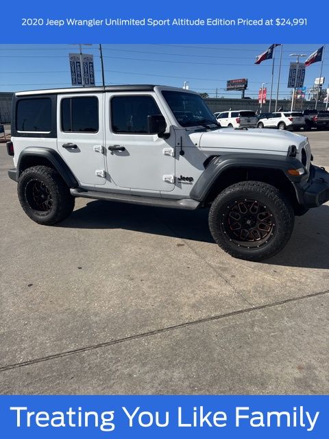 2020 Jeep Wrangler Unlimited Altitude's photo
