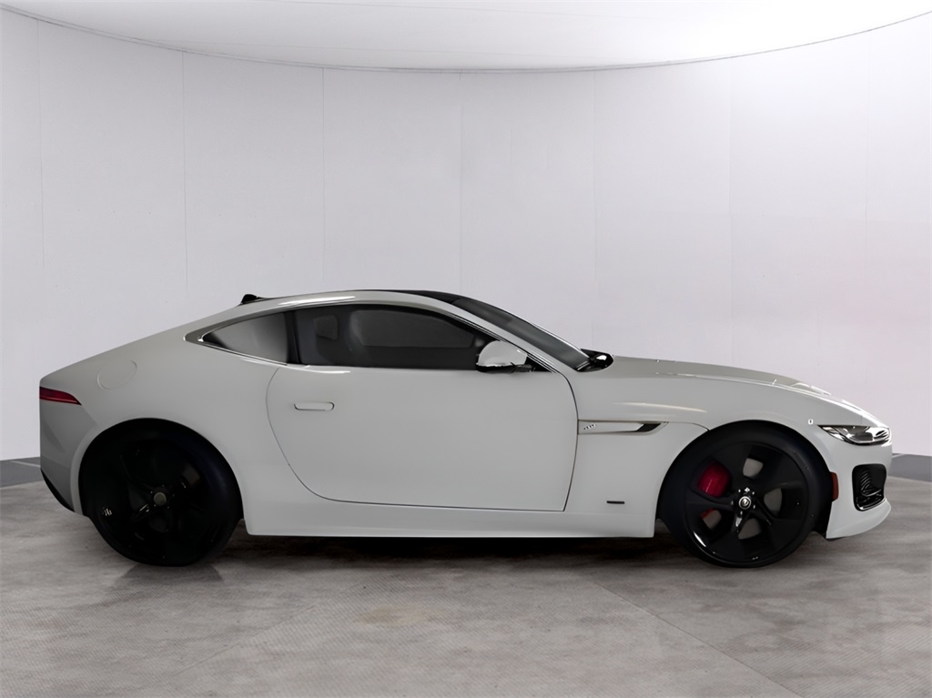 2024 Jaguar F-TYPE P450 photo 9