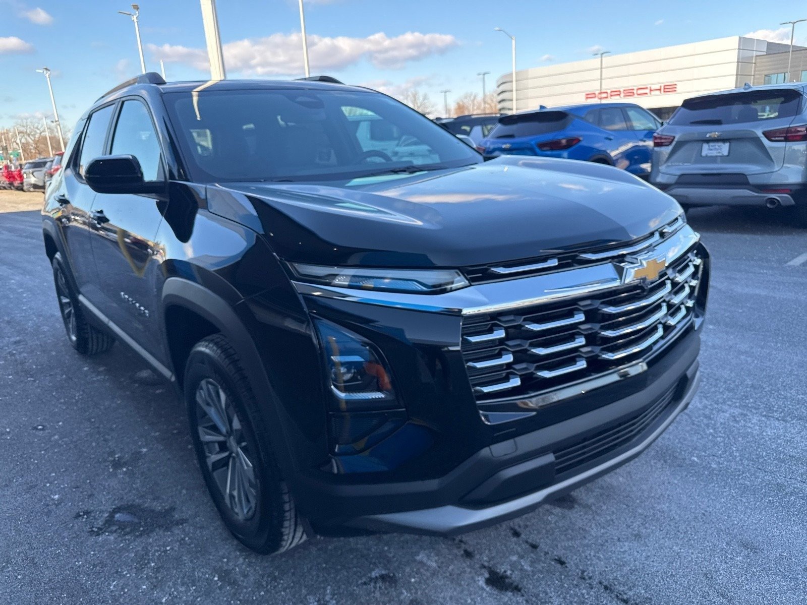 2026 Chevrolet Equinox LT photo 2