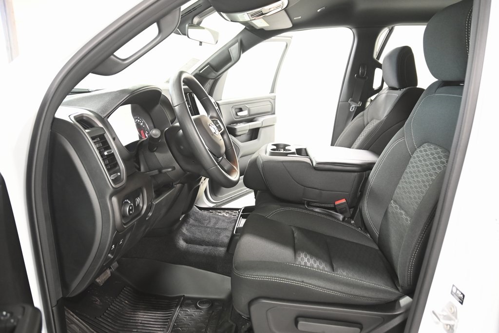 2025 Ram 1500 Warlock photo 8