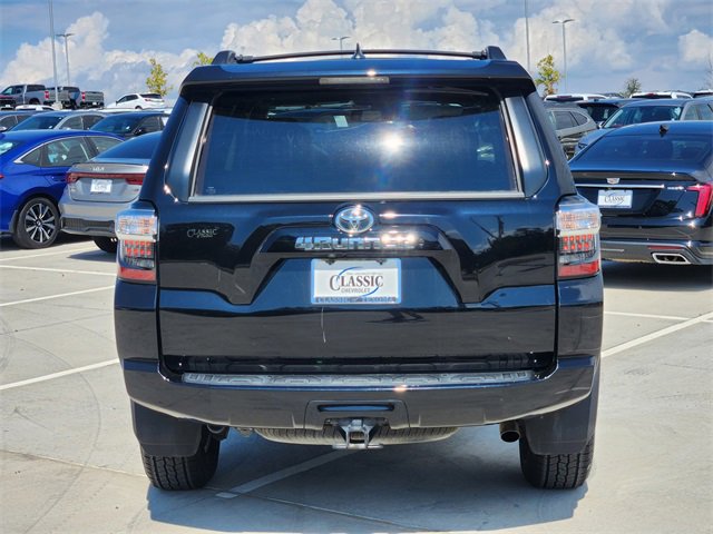 2022 Toyota 4Runner 4WD SR5 Premium photo 6